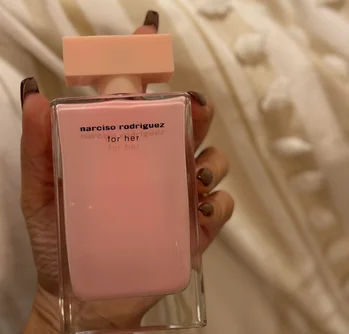 Narciso Rodriguez For Her откройте свою историю любви с ароматом